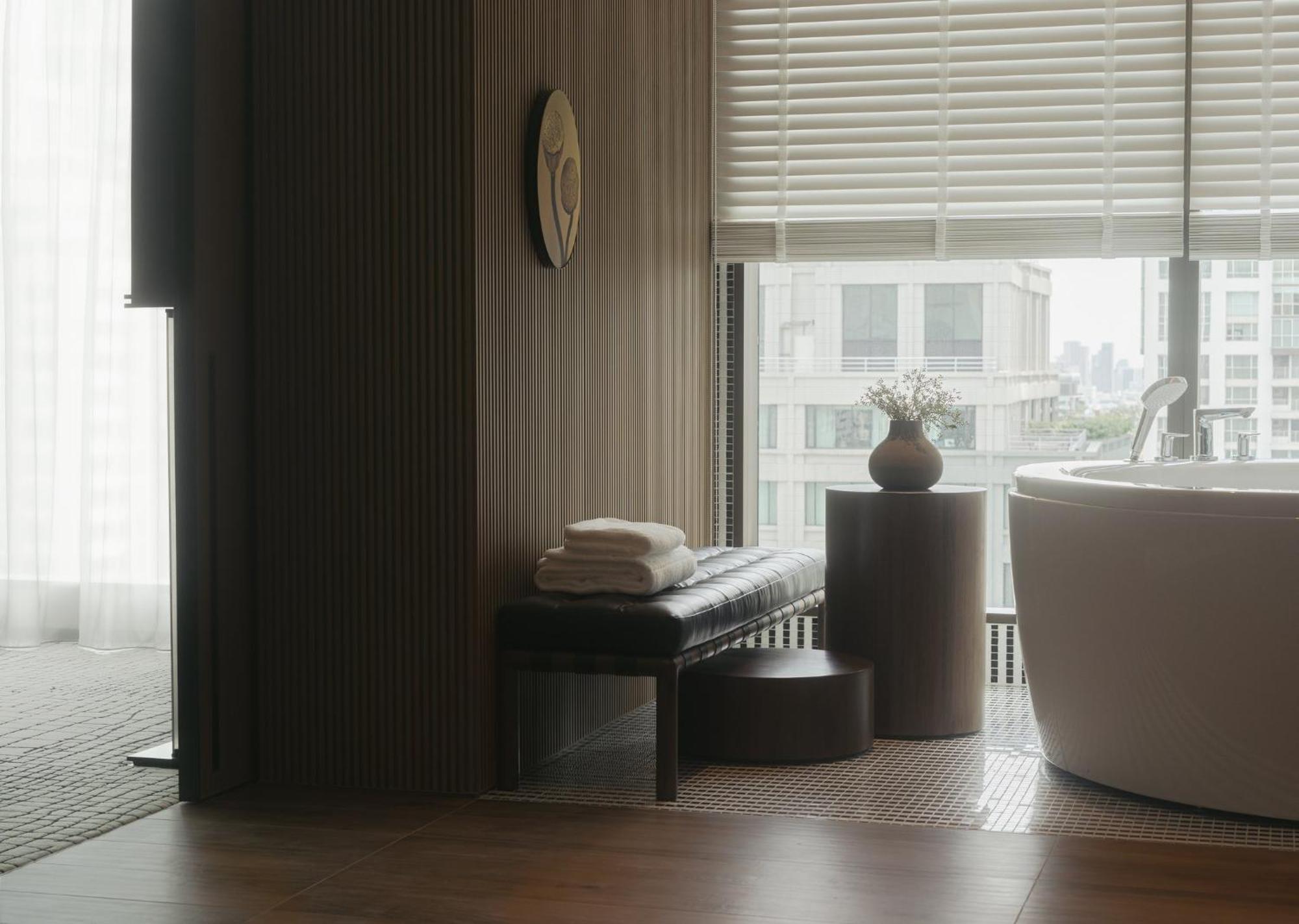 Hotel Kimpton Maa-Lai Bangkok By Ihg Zewnętrze zdjęcie Bathroom